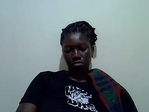 Sweet-Lynn live cam on StripChat