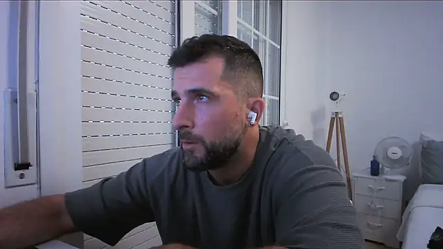 alex877x live cam on StripChat