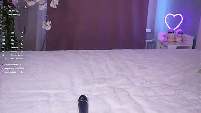 FancyEsten live cam on StripChat