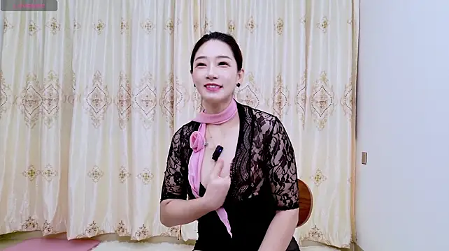 MeiMei-521 live cam on StripChat