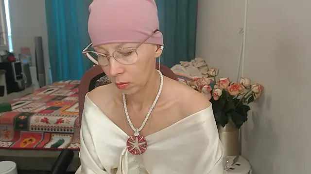 LuxuryNika