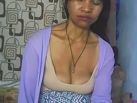 nene_belle live cam on StripChat