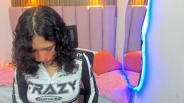 AkiraHayamii live cam on StripChat