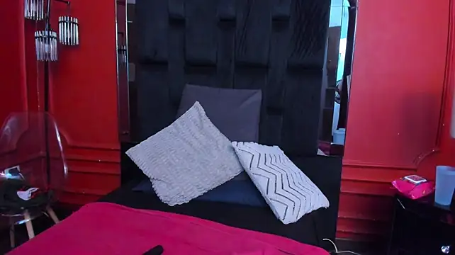 amber-hill live cam on StripChat