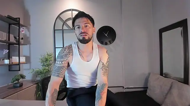 Liam_ashford live cam on StripChat