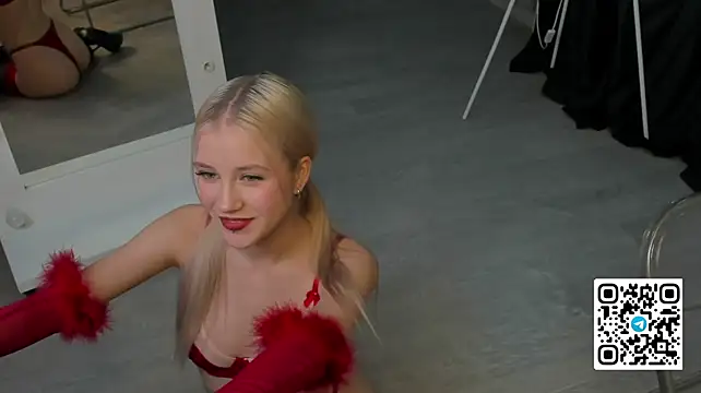 Anellyball live cam on StripChat