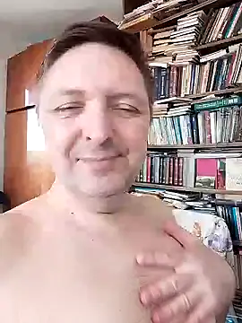 Pokaz2020 live cam on StripChat