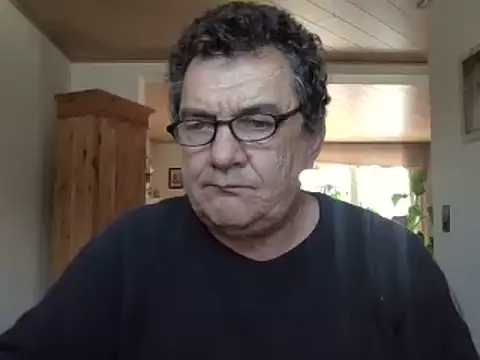 Nobbie444 live cam on StripChat