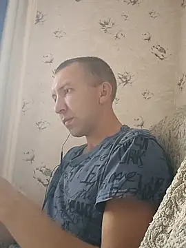 _uncle_Mitya-43_ live cam on StripChat