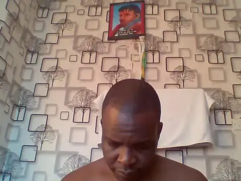 Chumba_001 live cam on StripChat