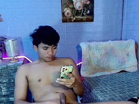mostwantedtwink live cam on StripChat