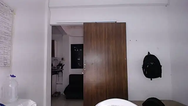 yselahot live cam on StripChat