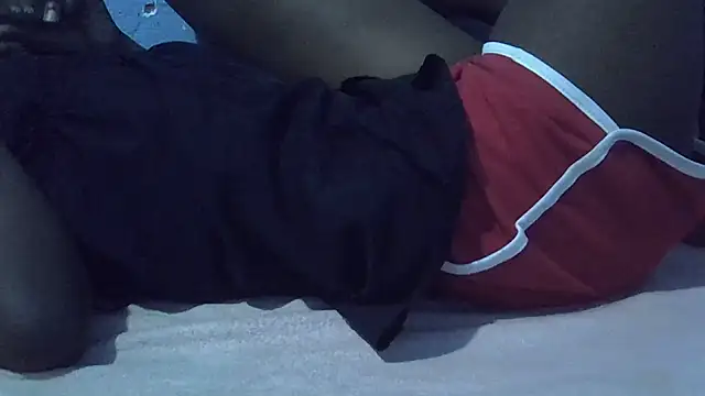blackgal2 live cam on StripChat