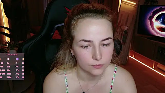 Mira_Mermayd live cam on StripChat