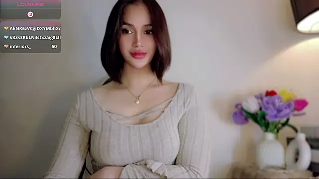 Anna_HollyDoll