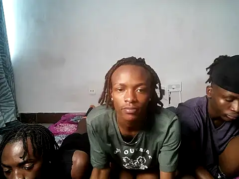 threemanias live sex cam