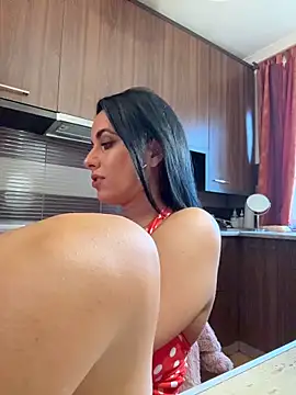 Hotmomcheckk_