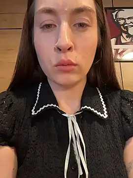 Holly_Play