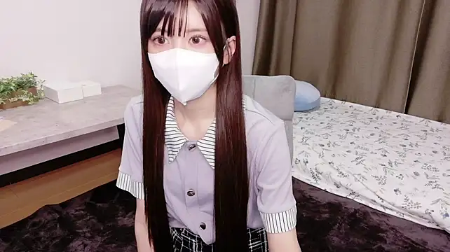 hina_mochi Live Webcam on Stripchat
