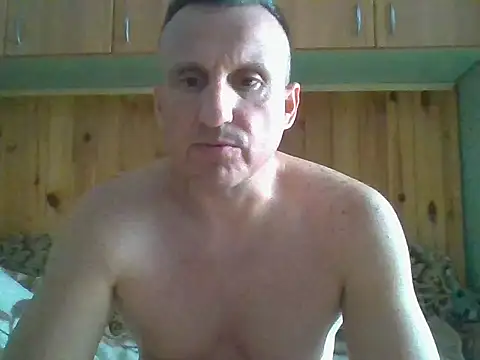 Maksymilian1 live sex cam