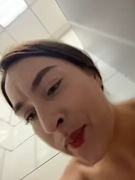 Holly_Play
