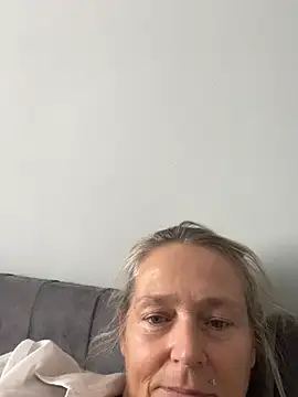 Blondnboujee53