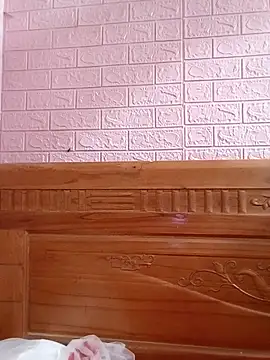 AmyLinee01 live cam on StripChat