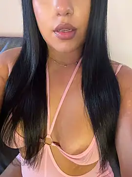 SHANNE____ live cam on StripChat