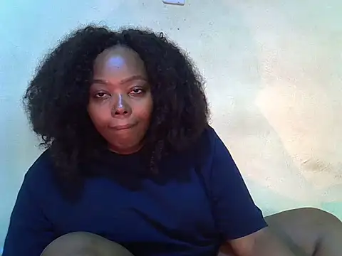 big_bootty96 live cam on StripChat
