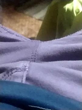ahnuj91 live cam on StripChat