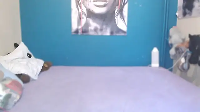 NADINNNE live sex cam