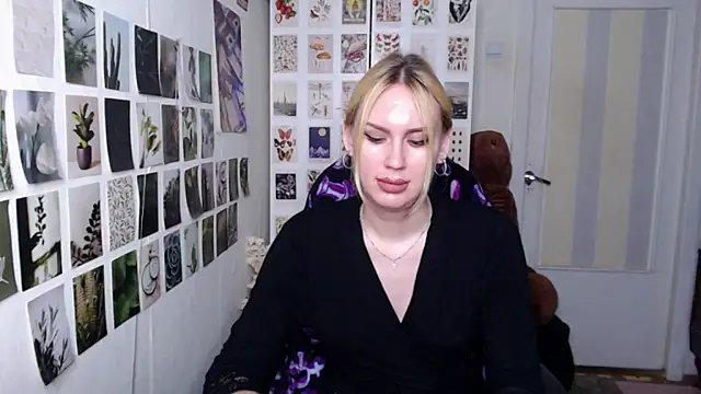 CapriScorpion Live Webcam on Stripchat