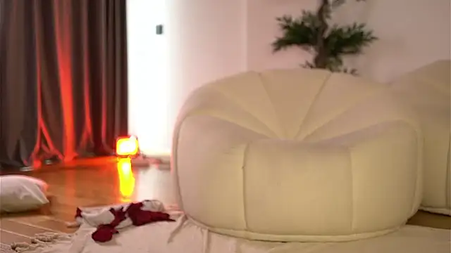 Cherrysweett live sex cam
