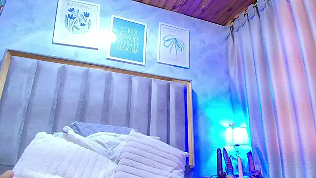 _Marcela__ live cam on StripChat