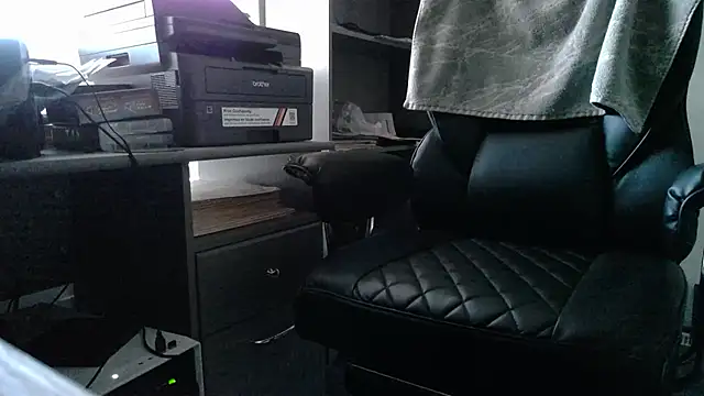 TrevorSteele live sex cam