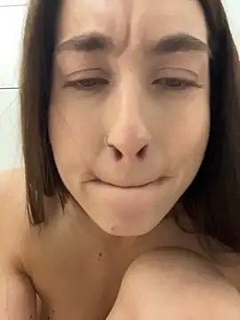 Holly_Play
