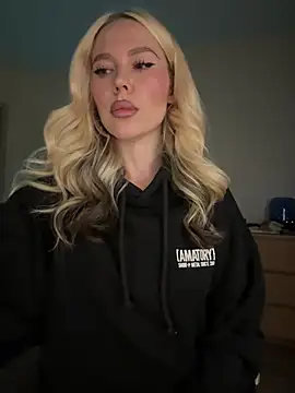 xDinnax 🏝 free nude chat