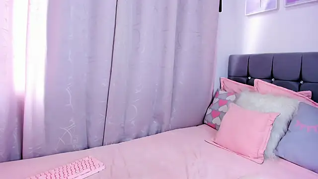 angel09_a_ live cam on StripChat