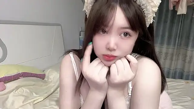 zaizai-11 live cam on StripChat