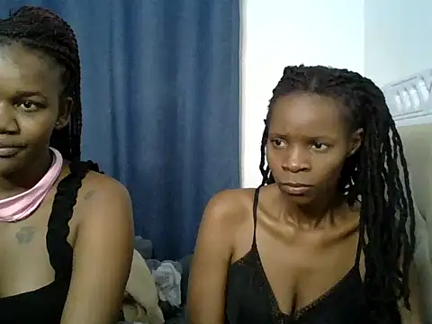 exoticglow live cam on StripChat