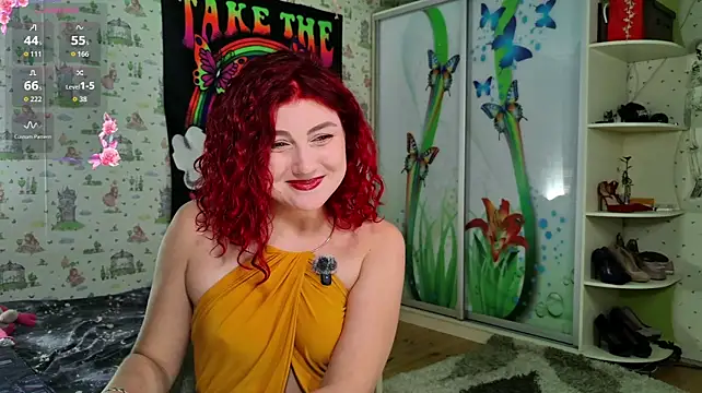 SmokyRose live cam on StripChat