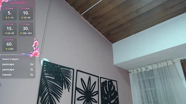 amara_rousse1 live cam on StripChat