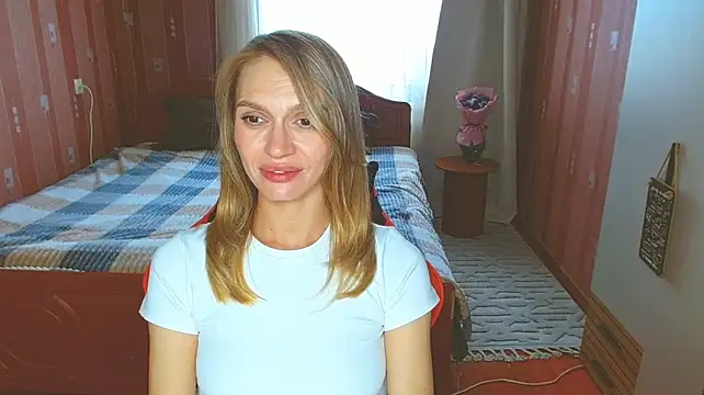 Lady_Sunshine_ live cam on StripChat