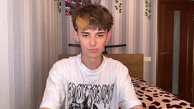 yoursexykun live cam on StripChat