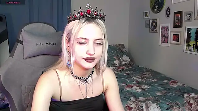 LaslyAngel live cam on StripChat