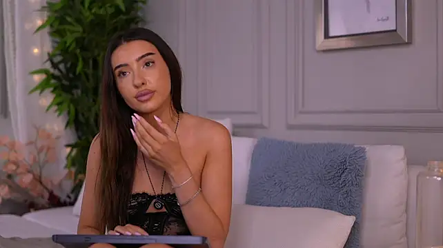 SelmaSole live cam on StripChat