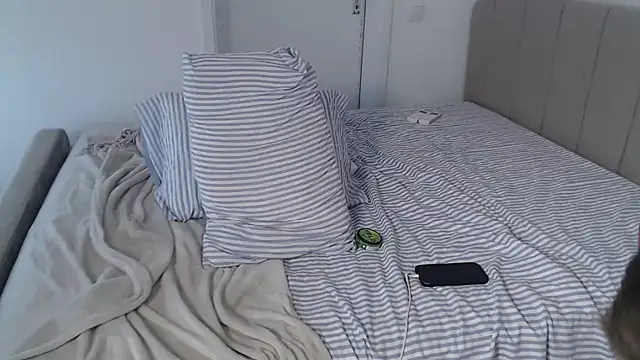 SexyandMarried1 live cam on StripChat