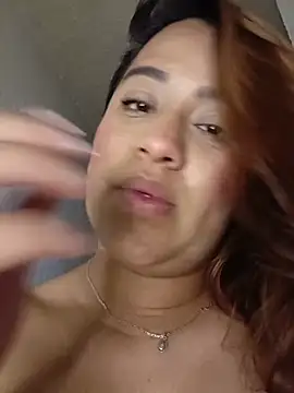 Arya_Gomez live cam on StripChat