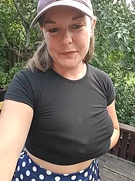 SwedishJennifer's live cam