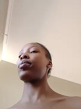 MsParisSmith live cam on StripChat